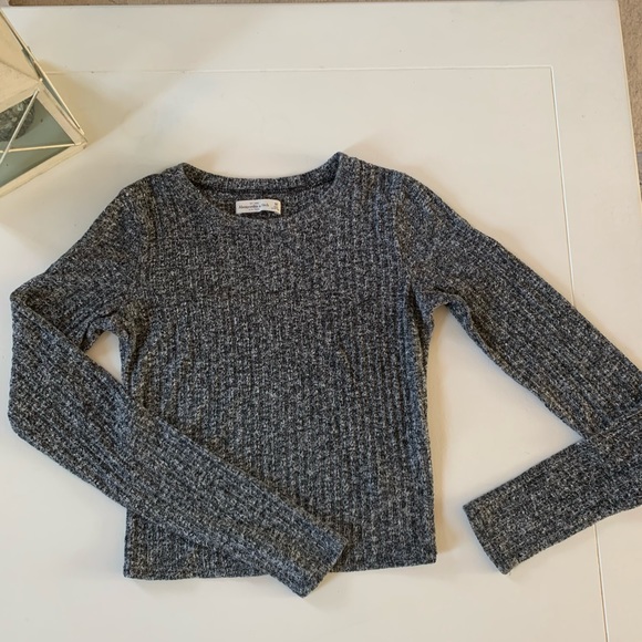 Abercrombie & Fitch Sweaters - Abercrombie and Fitch cropped sweater